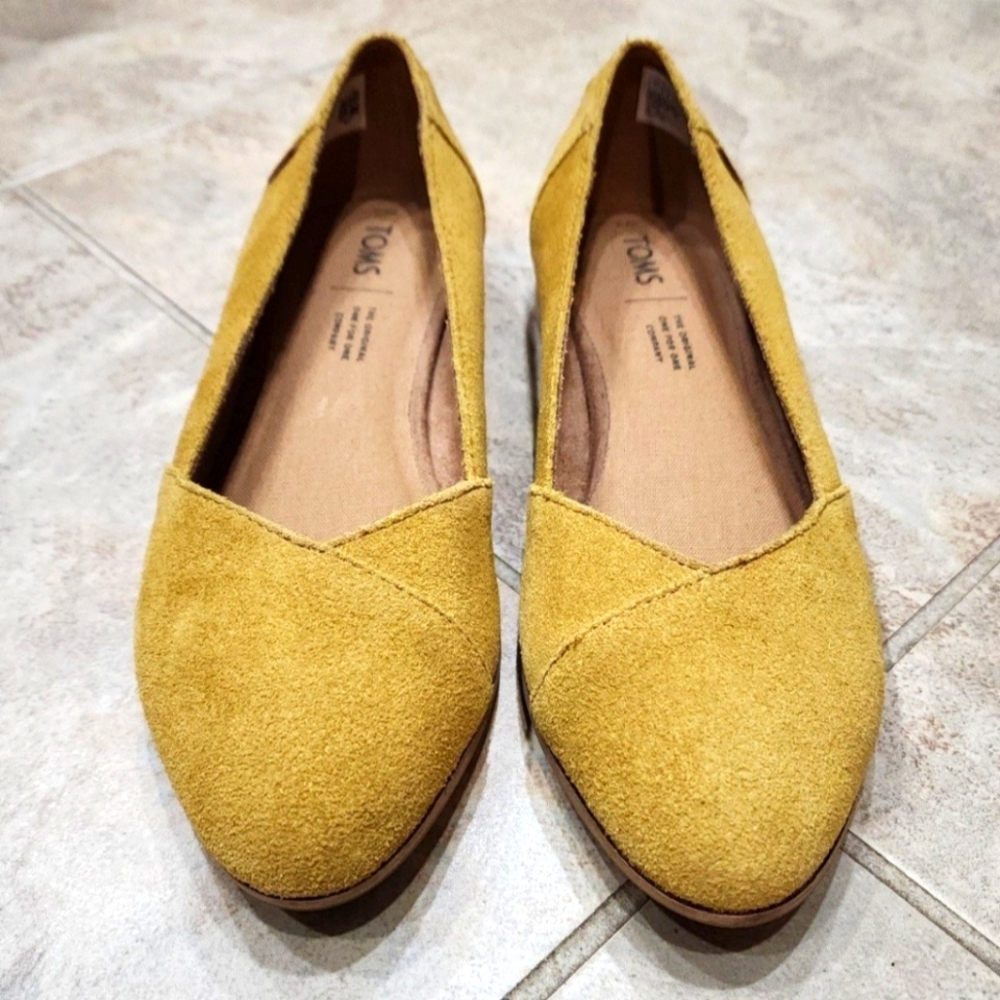TOMS Ballet Flats